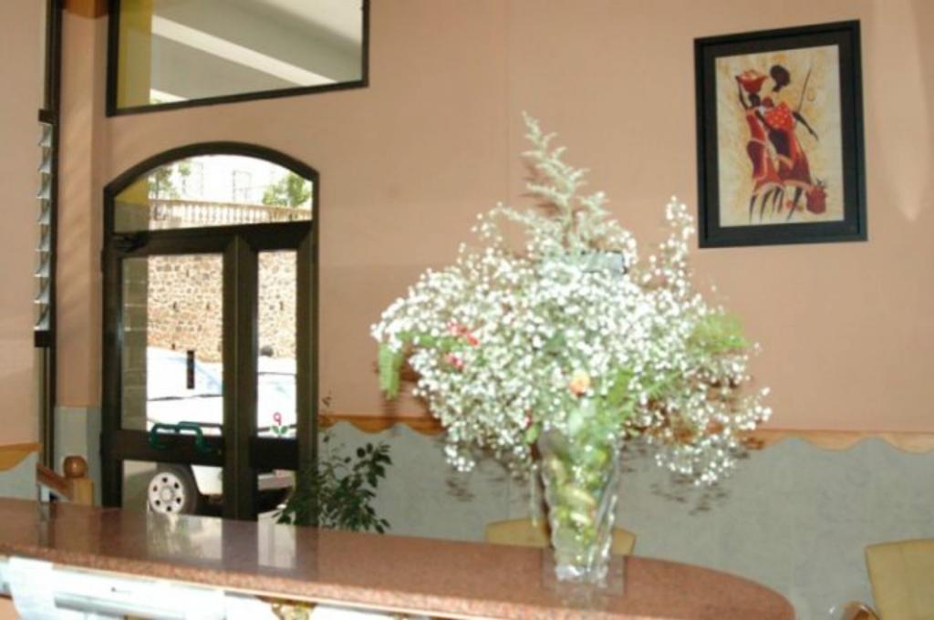 Crystal Hotel Asmara Exterior photo